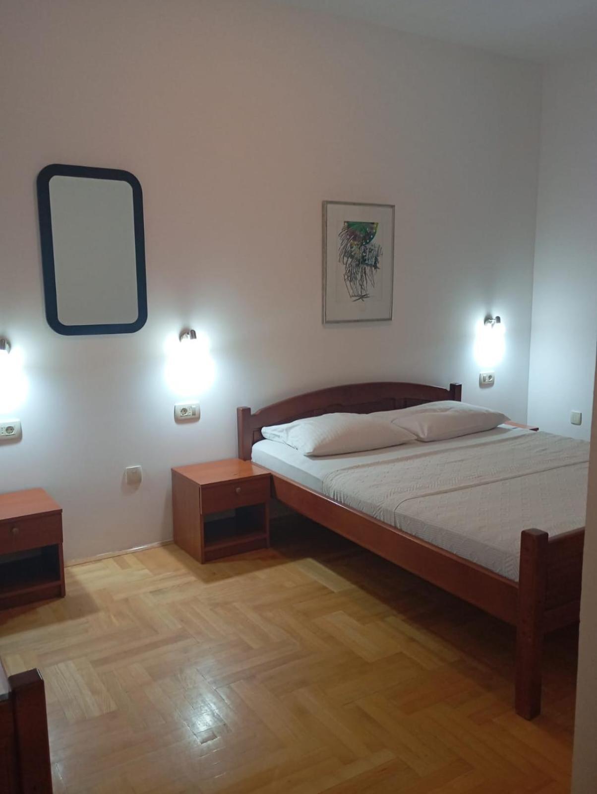 Apartments Cebra 헤르섹 외부 사진